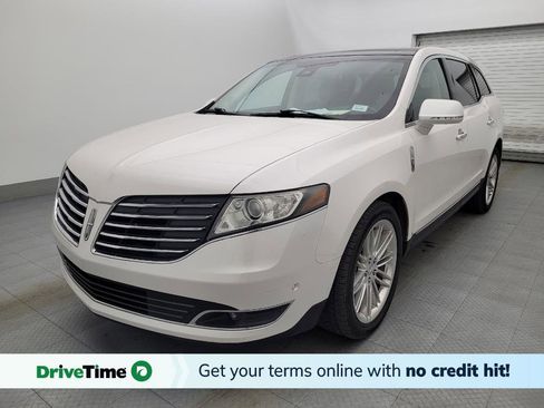Used 2018 Lincoln MKT AWD w/ Technology Package image 1