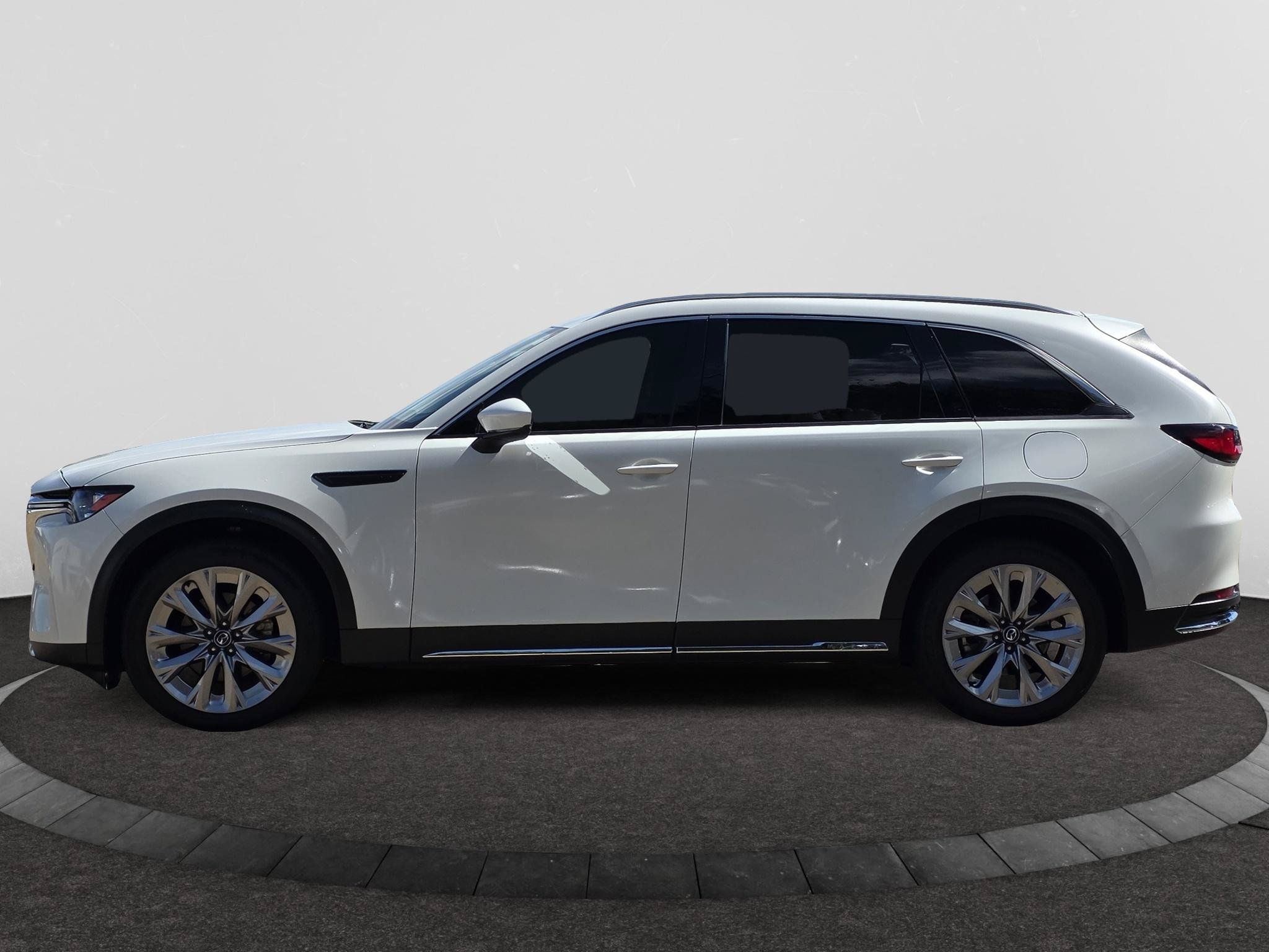 Used 2024 MAZDA CX-90 3.3 Turbo w/ Premium Package AWD/4WD image 4
