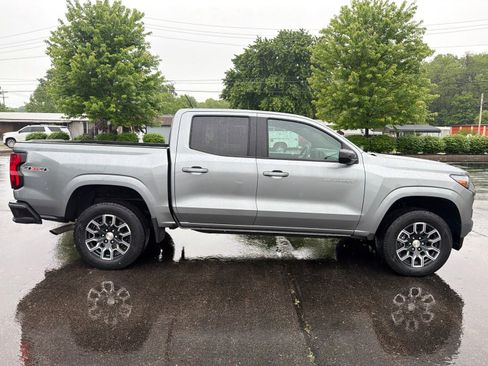 Used 2023 Chevrolet Colorado LT w/ LT Convenience Package AWD/4WD image 6