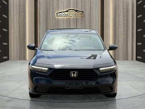 Used 2024 Honda Accord EX-L image 2