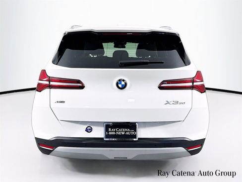 Used 2026 BMW X3 xDrive30 w/ Premium Package image 6