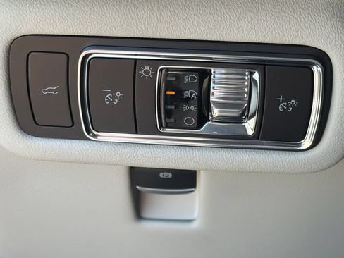 New 2026 Lincoln Nautilus Reserve AWD/4WD image 35