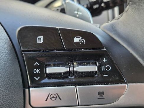 Used 2023 Hyundai Tucson Limited image 17