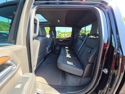 Used 2023 Chevrolet Silverado 1500 High Country AWD/4WD image 23