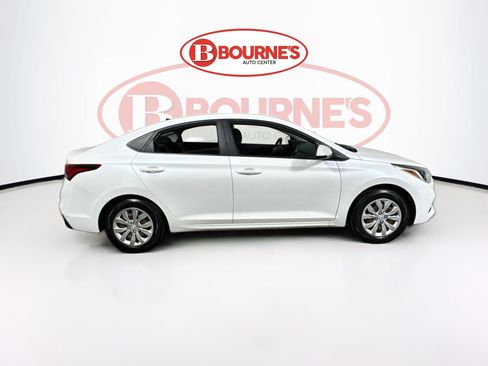 Used 2018 Hyundai Accent SE FWD image 6