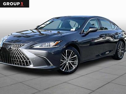 Used 2024 Lexus ES 350 w/ Premium Package