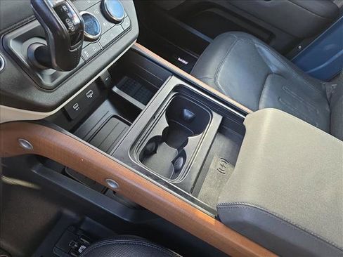 Used 2021 Land Rover Defender 90 X-Dynamic S image 24