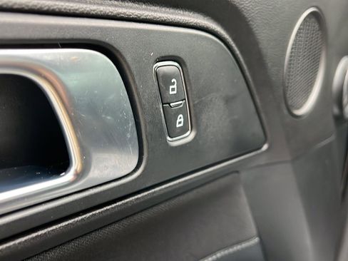 Used 2022 Ford Mustang GT w/ Equipment Group 301A image 10