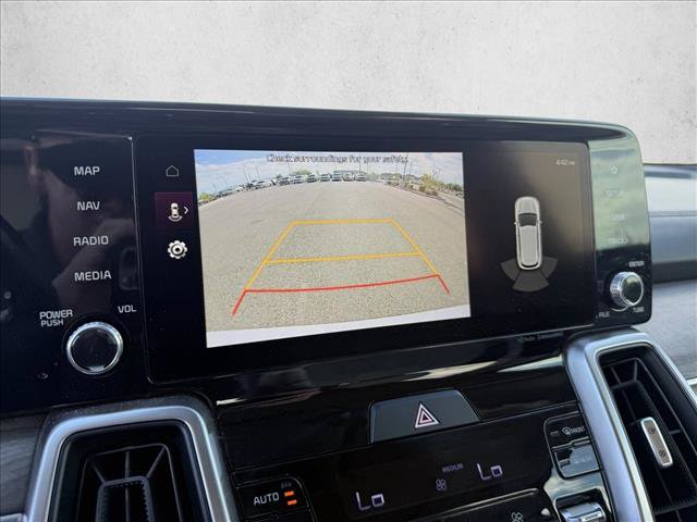 Used 2023 Kia Sorento EX w/ Panoramic Sunroof Package FWD image 18