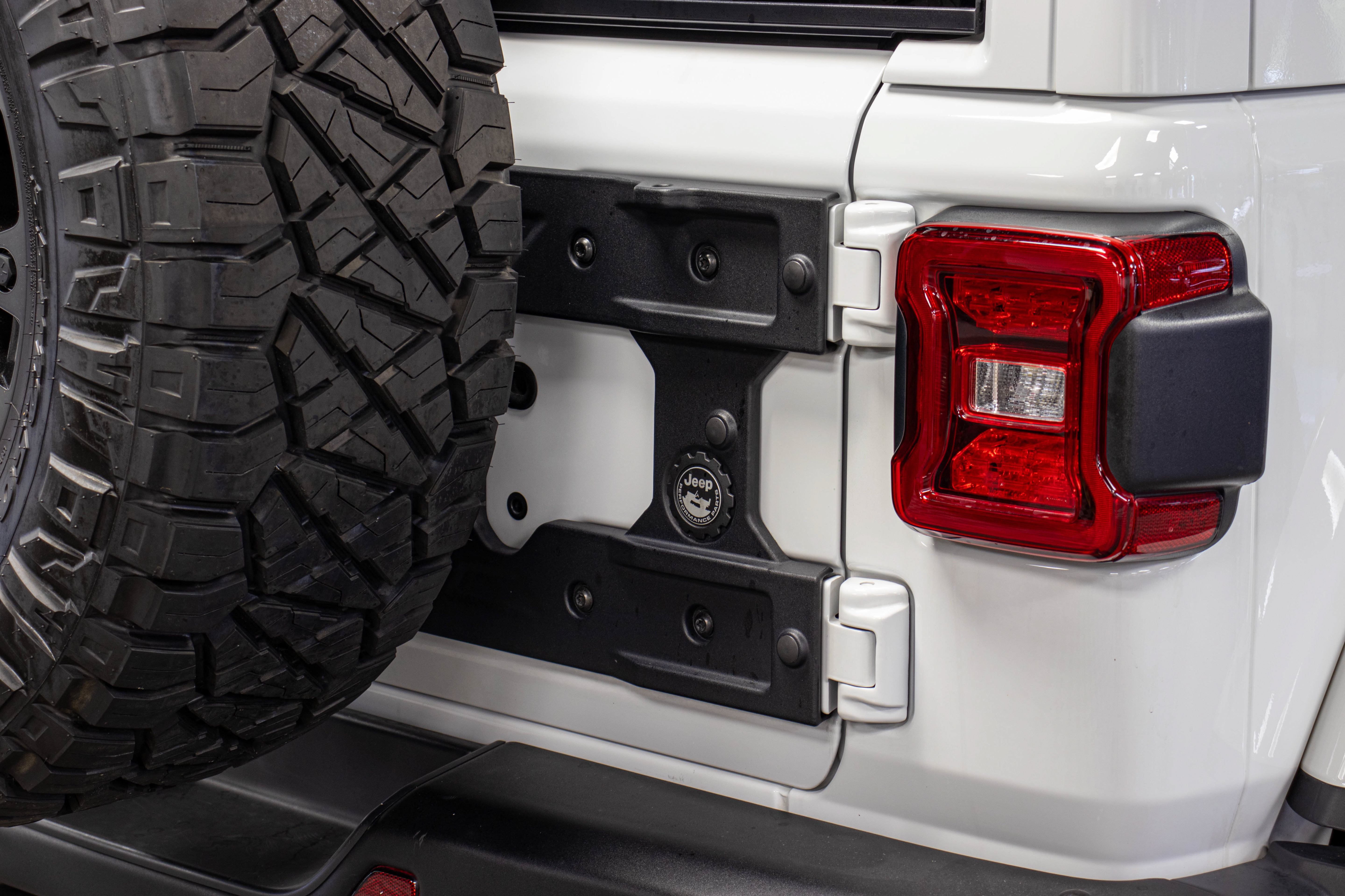 Used 2021 Jeep Wrangler Unlimited Rubicon w/ Steel Bumper Group AWD/4WD image 14