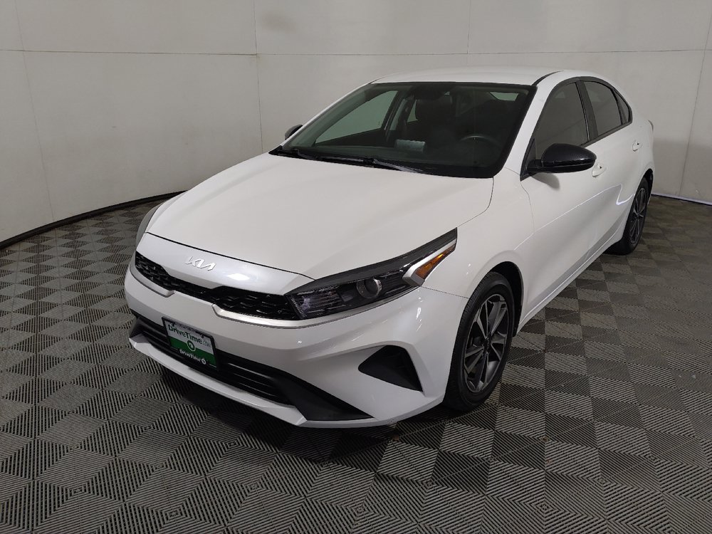 Used 2023 Kia Forte LXS FWD image 15