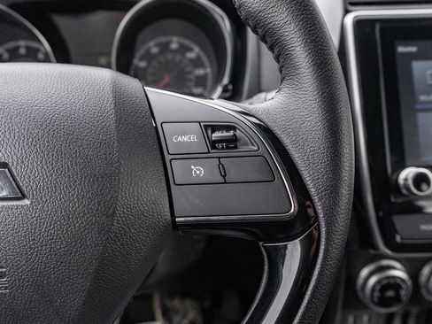 Used 2025 Mitsubishi Outlander Sport AWD image 22