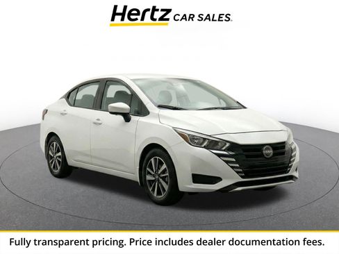 Used 2025 Nissan Versa SV FWD image 1