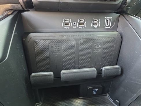 Used 2025 RAM 1500 Limited AWD/4WD image 20