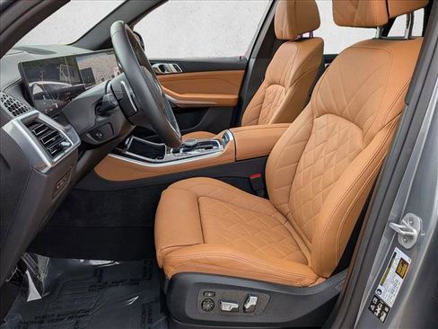 Certified 2025 BMW X5 M60i w/ Climate Comfort Package AWD/4WD image 16