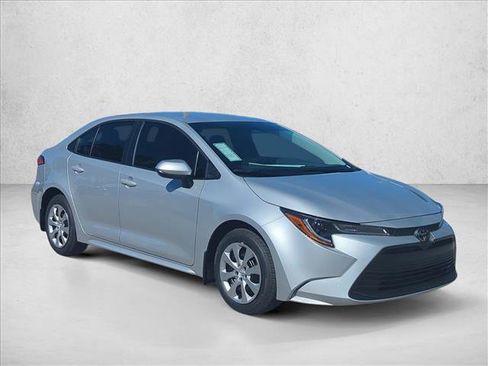 Certified 2026 Toyota Corolla LE image 3