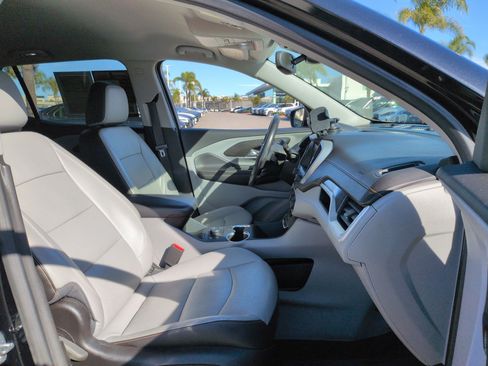 Used 2019 GMC Terrain SLT w/ Preferred Package image 32