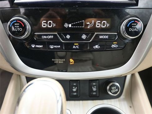 Used 2015 Nissan Murano SL w/ SL Technology Package image 6