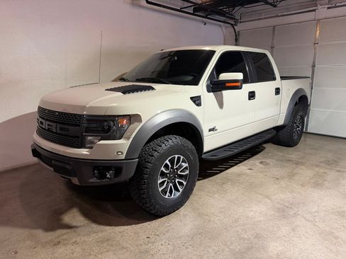 Used 2014 Ford F150 Raptor w/ Equipment Group 801A Luxury AWD/4WD image 3