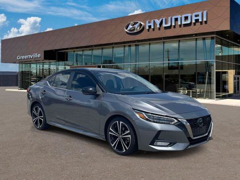 Used 2022 Nissan Sentra SR w/ SR Premium Package FWD image 1