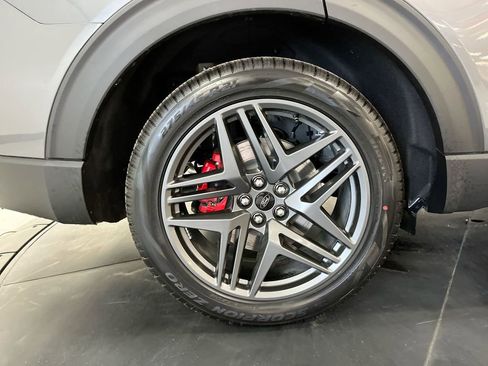 New 2026 Ford Explorer ST-Line w/ ST-Line Street Pack image 10