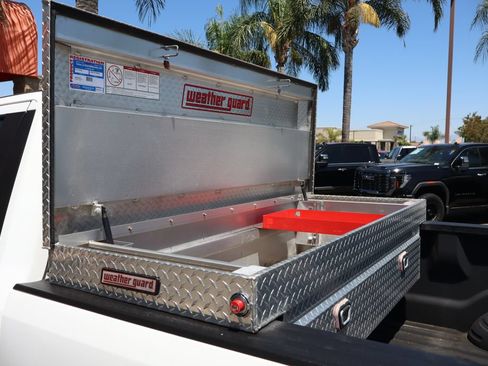 Used 2021 Ford F250 XL w/ Power Equipment Group RWD image 9