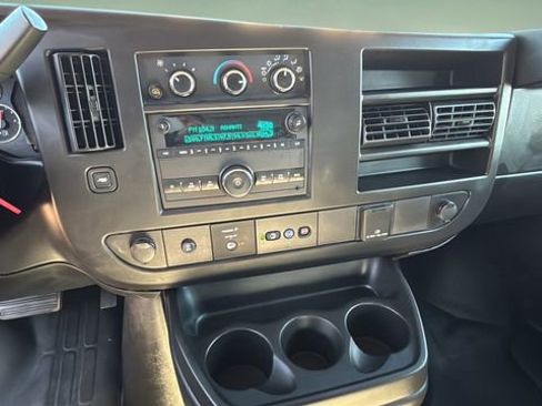 Used 2023 GMC Savana 2500 w/ Driver Convenience Package image 22