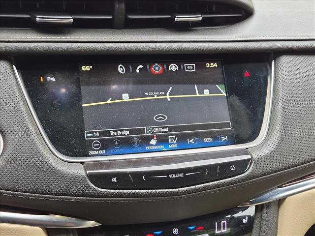 Used 2018 Cadillac XT5 Luxury w/ Driver Awareness Package AWD/4WD image 14