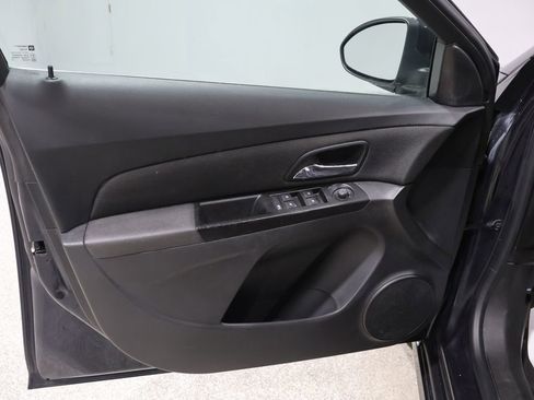 Used 2014 Chevrolet Cruze LT w/ RS Package image 14