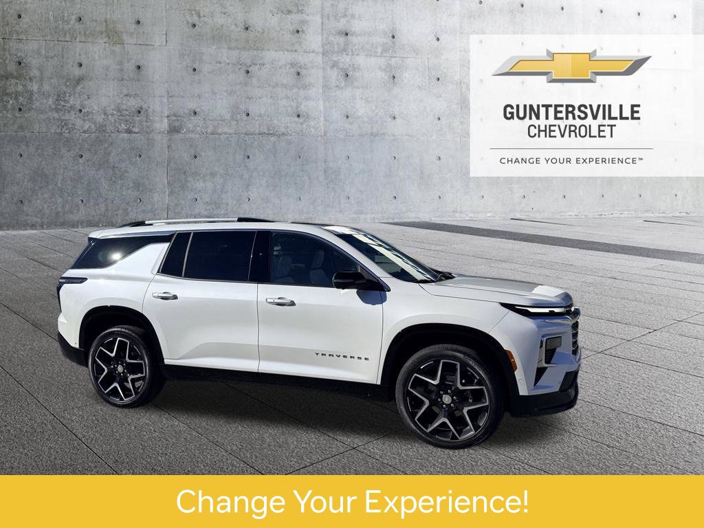 Used 2025 Chevrolet Traverse High Country FWD image 1