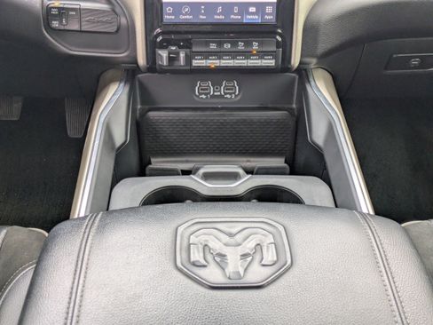 Used 2024 RAM 3500 Laramie w/ Towing Technology Group image 17