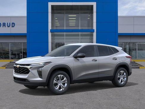 New 2026 Chevrolet Trax LS FWD image 26
