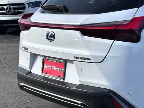 Used 2020 Lexus UX 250h F Sport image 11