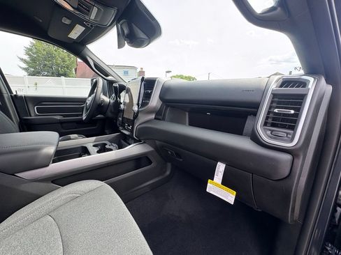 Used 2026 RAM 2500 Big Horn AWD/4WD image 17