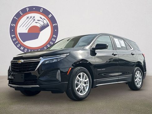 Certified 2024 Chevrolet Equinox LT image 2