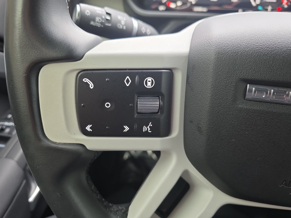 Certified 2025 Land Rover Defender 110 S AWD/4WD image 19