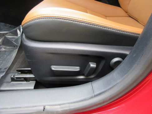 Used 2023 Lexus IS 300 AWD w/ Premium Package image 32