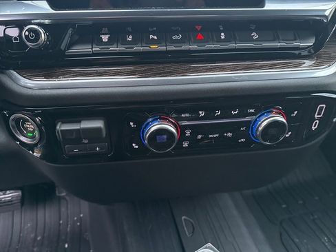 New 2026 GMC Sierra 2500 SLE w/ SLE Value Package; image 23