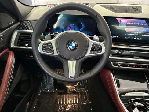Used 2025 BMW X6 xDrive40i image 13