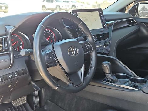 Used 2024 Toyota Camry XSE FWD image 10