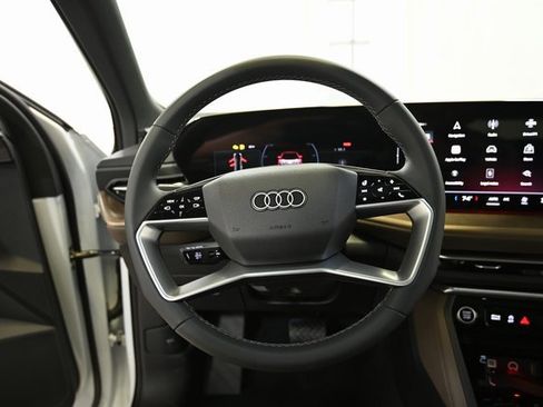 New 2025 Audi Q5 2.0T Premium Plus image 4