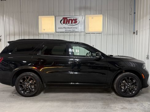 Used 2025 Dodge Durango GT image 2