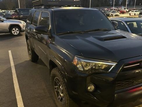 Used 2020 Toyota 4Runner Venture image 3