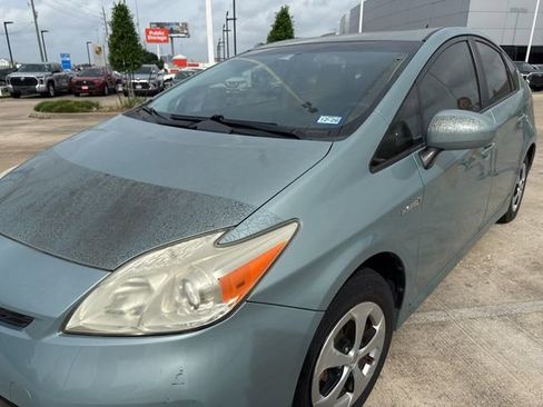 Used 2013 Toyota Prius Three FWD image 3