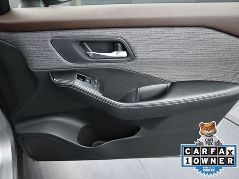 Used 2023 Nissan Rogue SV AWD/4WD image 27