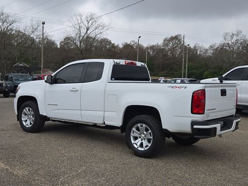 Used 2022 Chevrolet Colorado LT w/ Fleet Safety Package AWD/4WD image 21