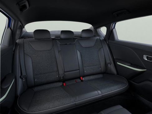 New 2025 Kia K4 GT-Line image 16