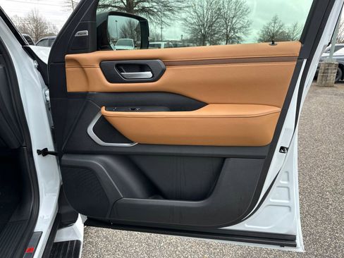 New 2026 Nissan Armada Platinum Reserve AWD/4WD image 14