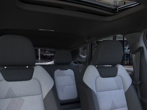 New 2026 Chevrolet Trax RS w/ Sunroof Package FWD image 24