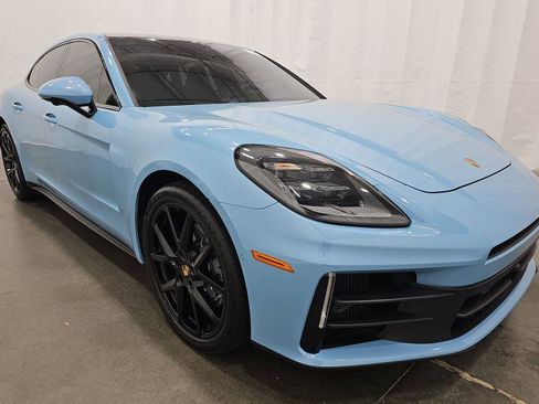 Used 2025 Porsche Panamera w/ Premium Package RWD image 1
